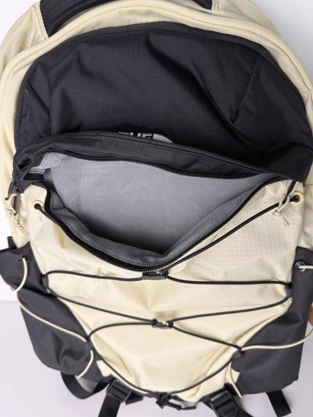 The North Face Borealis 16